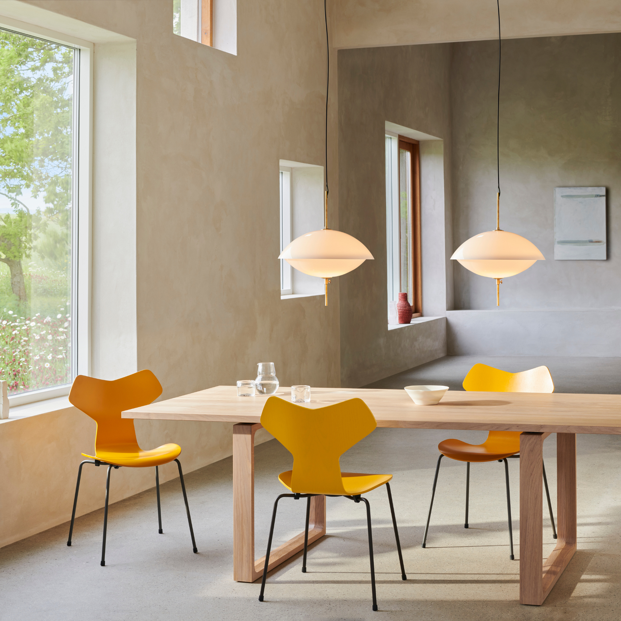 Grand Prix Chair Lacquered Veneer
